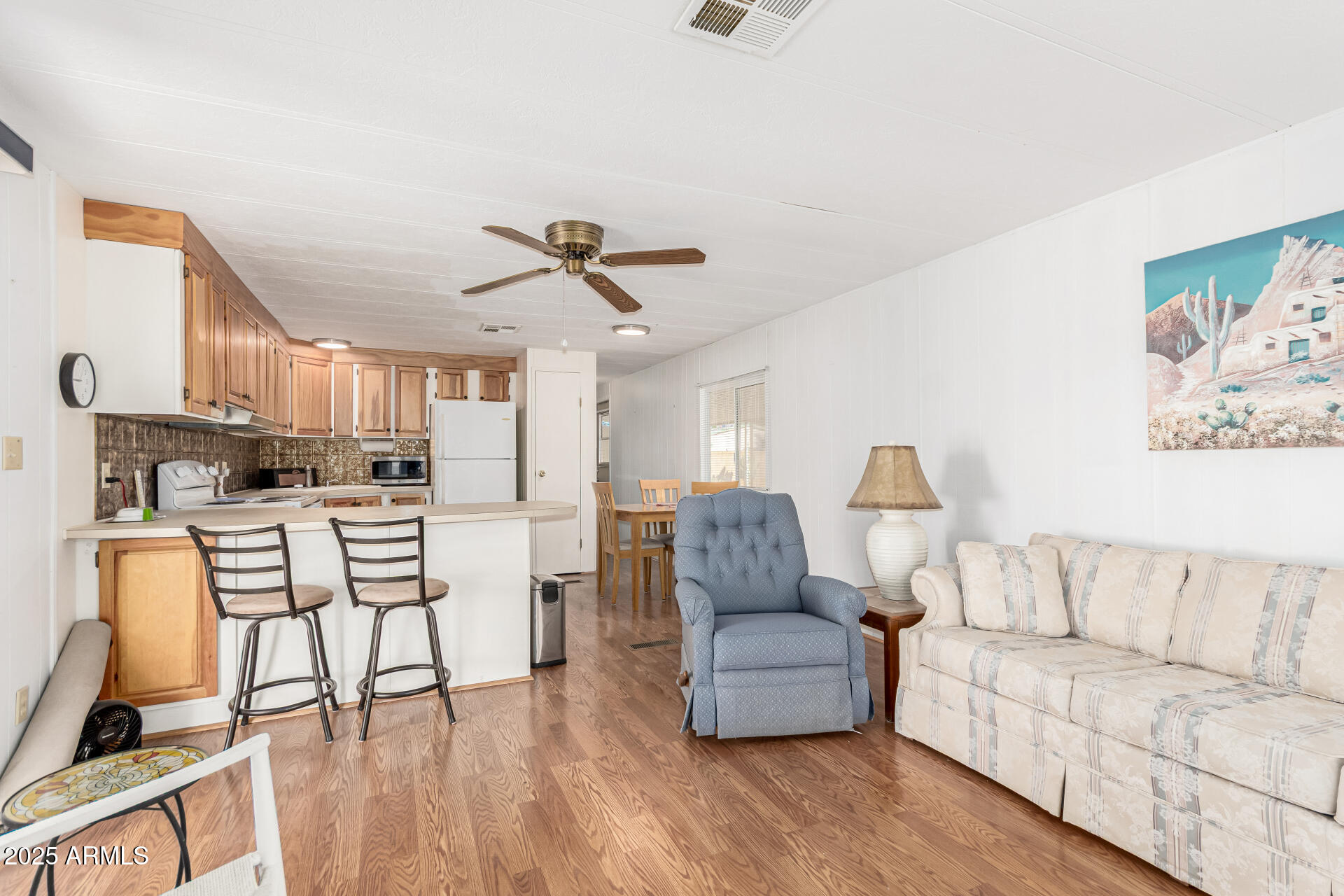 53 N MOUNTAIN Road 19