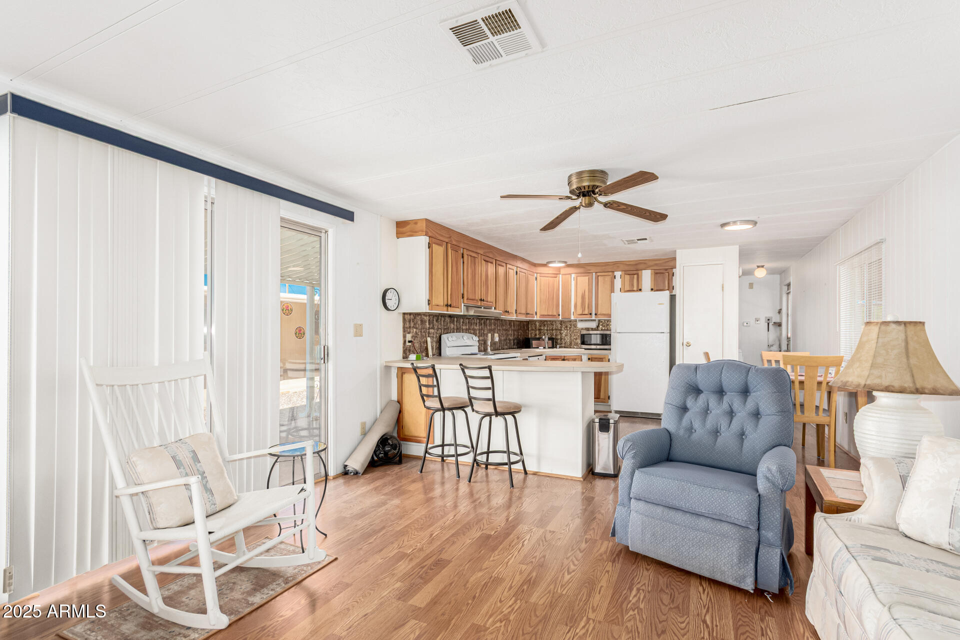 53 N MOUNTAIN Road 19