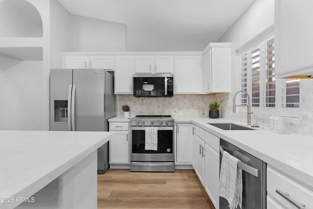 Photo of 5223 W Pontiac Drive, Glendale, AZ 85308 (MLS # 7023041)