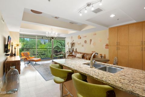 Photo of 7121 E Rancho Vista Drive #2003, Scottsdale, AZ 85251 (MLS # 6914570)