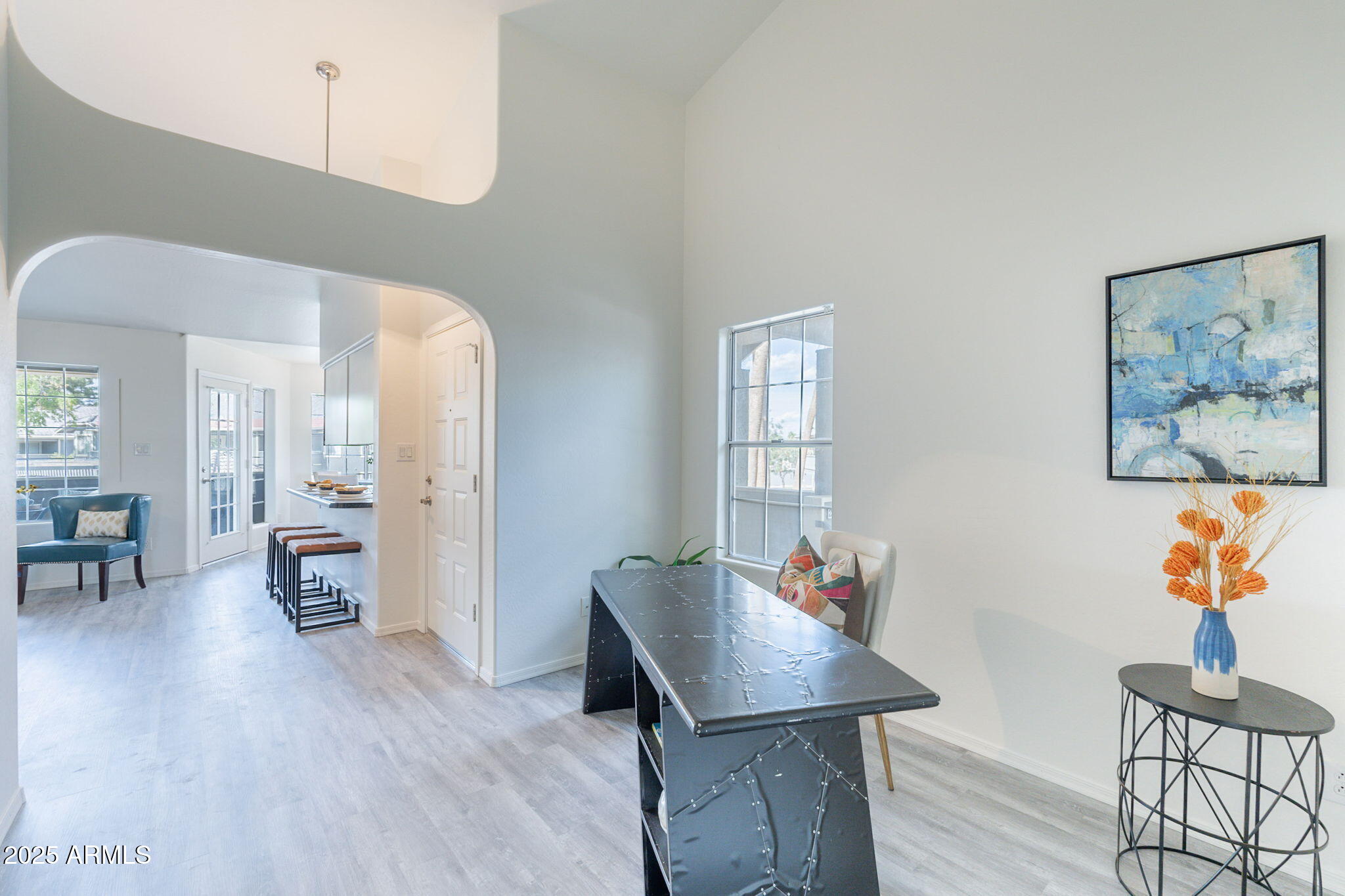 255 S KYRENE Road 212