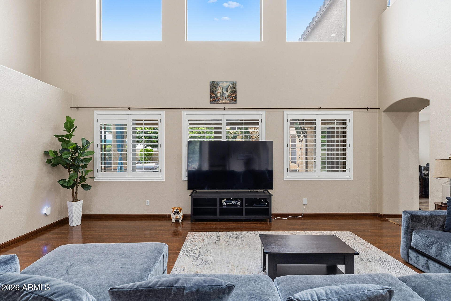 1720 E WOODSMAN Place