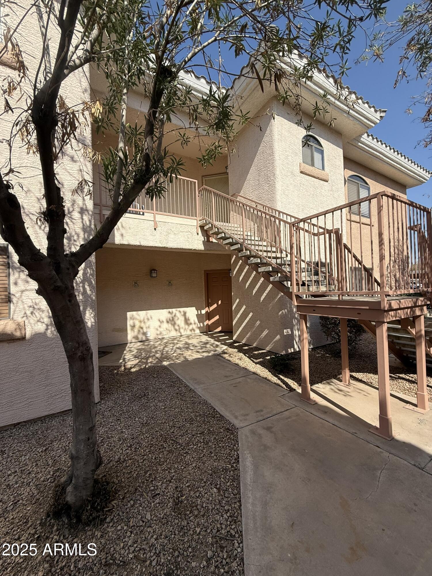 10030 W INDIAN SCHOOL Road 164