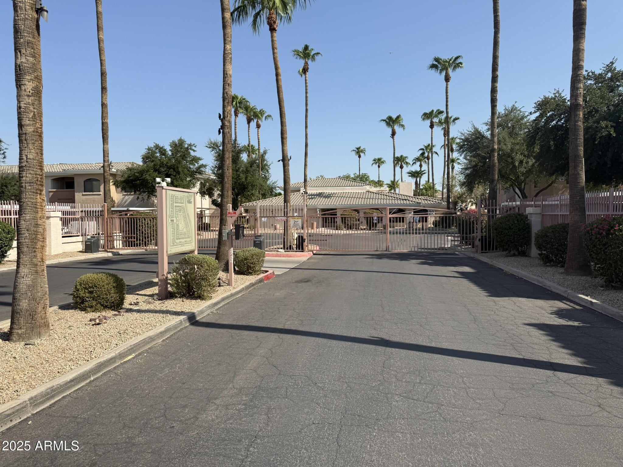 10030 W INDIAN SCHOOL Road 164