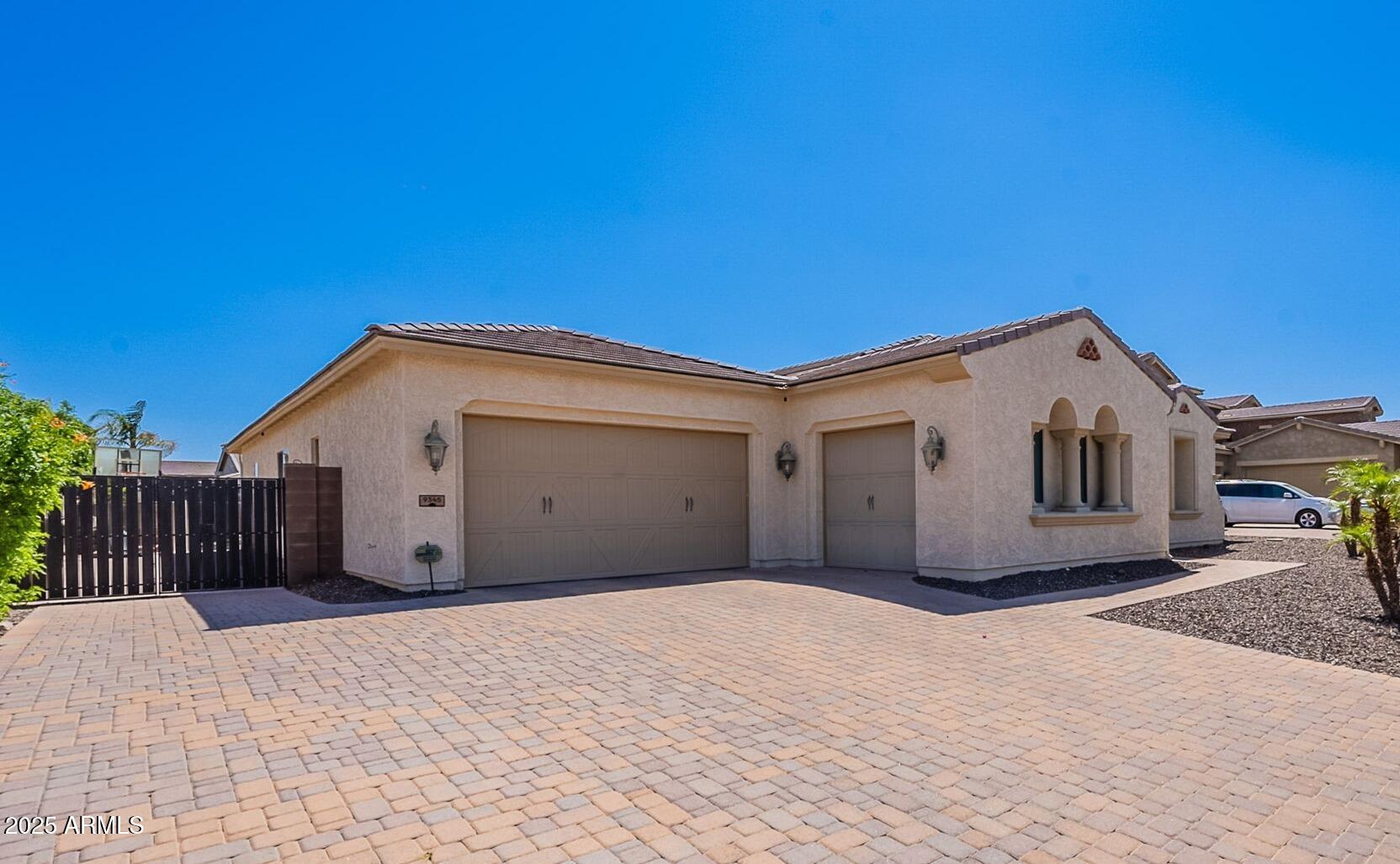 9345 W ROBIN Lane