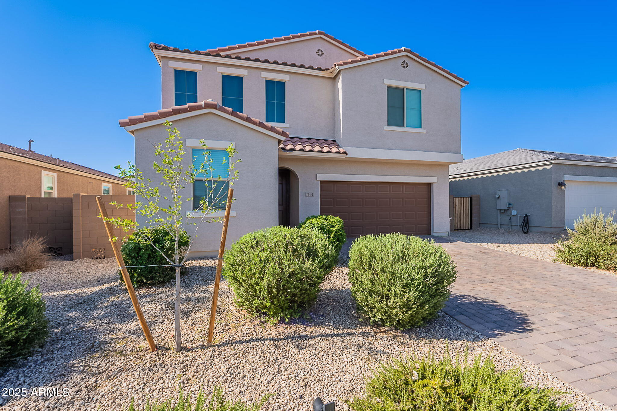 1744 W HOPI Drive