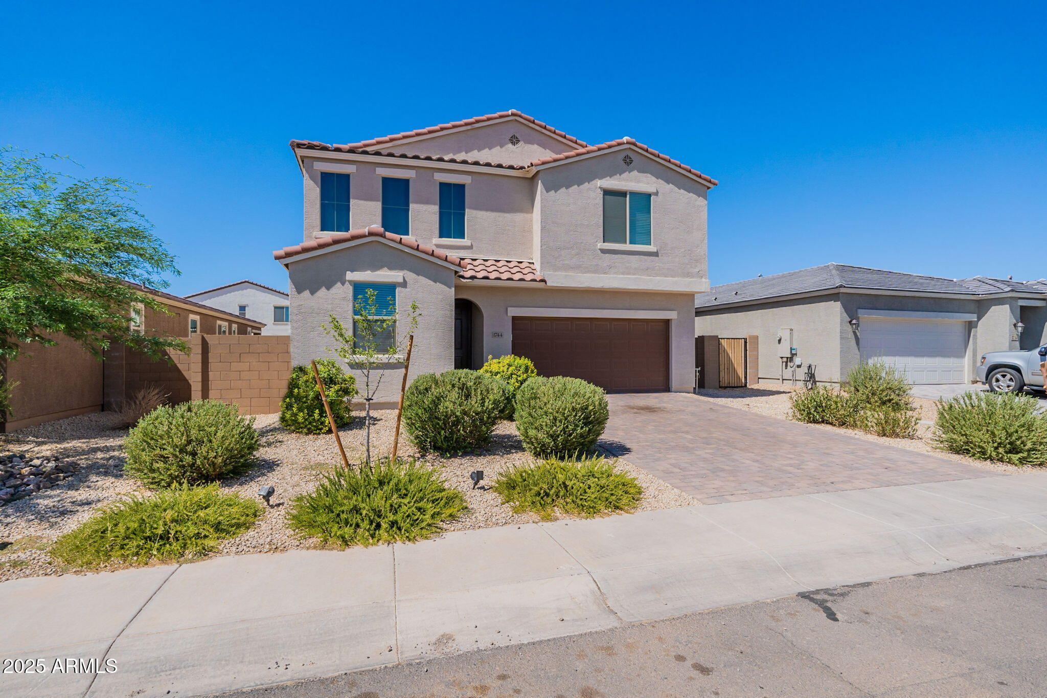 1744 W HOPI Drive