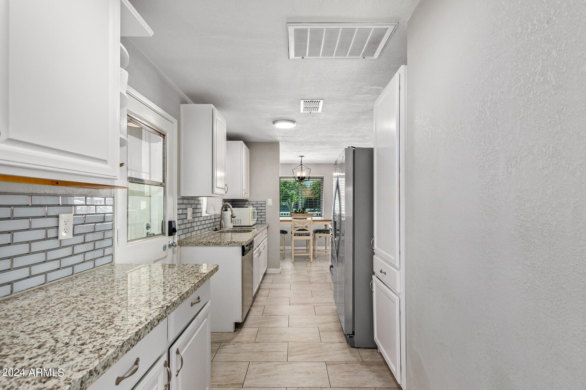 COUNTRY LIFE HOMES UNIT 3 - Residential
