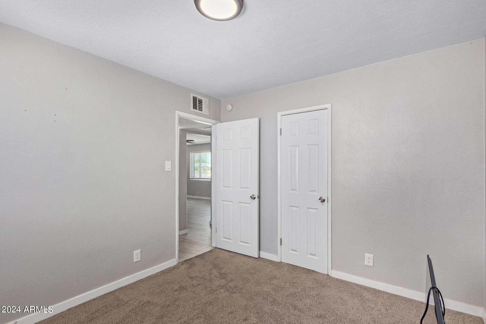 COUNTRY LIFE HOMES UNIT 3 - Residential