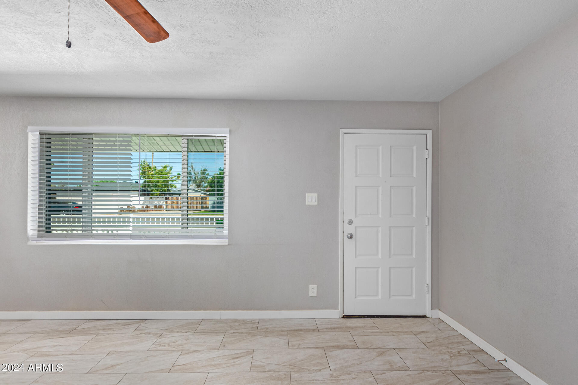 COUNTRY LIFE HOMES UNIT 3 - Residential