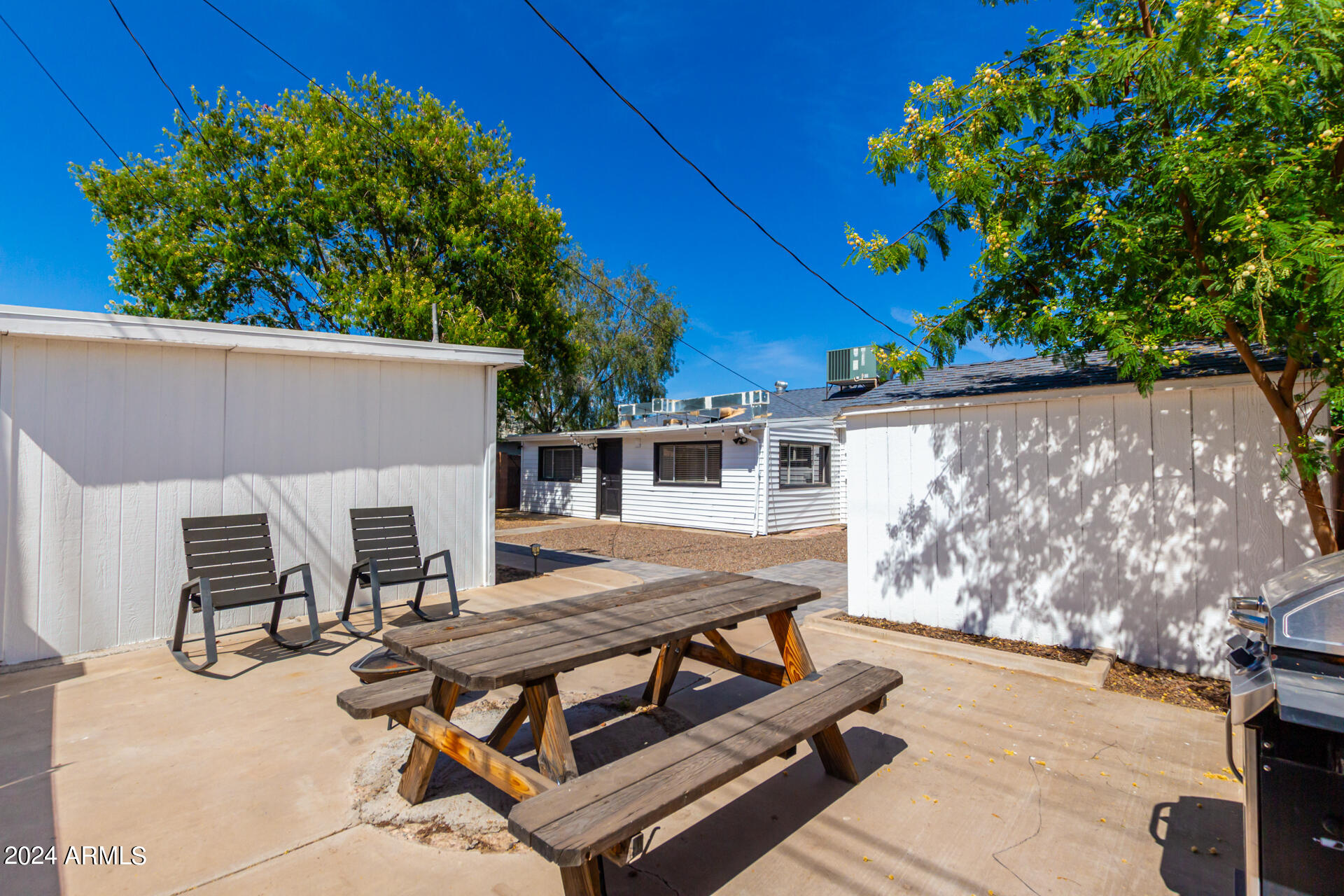 COUNTRY LIFE HOMES UNIT 3 - Residential