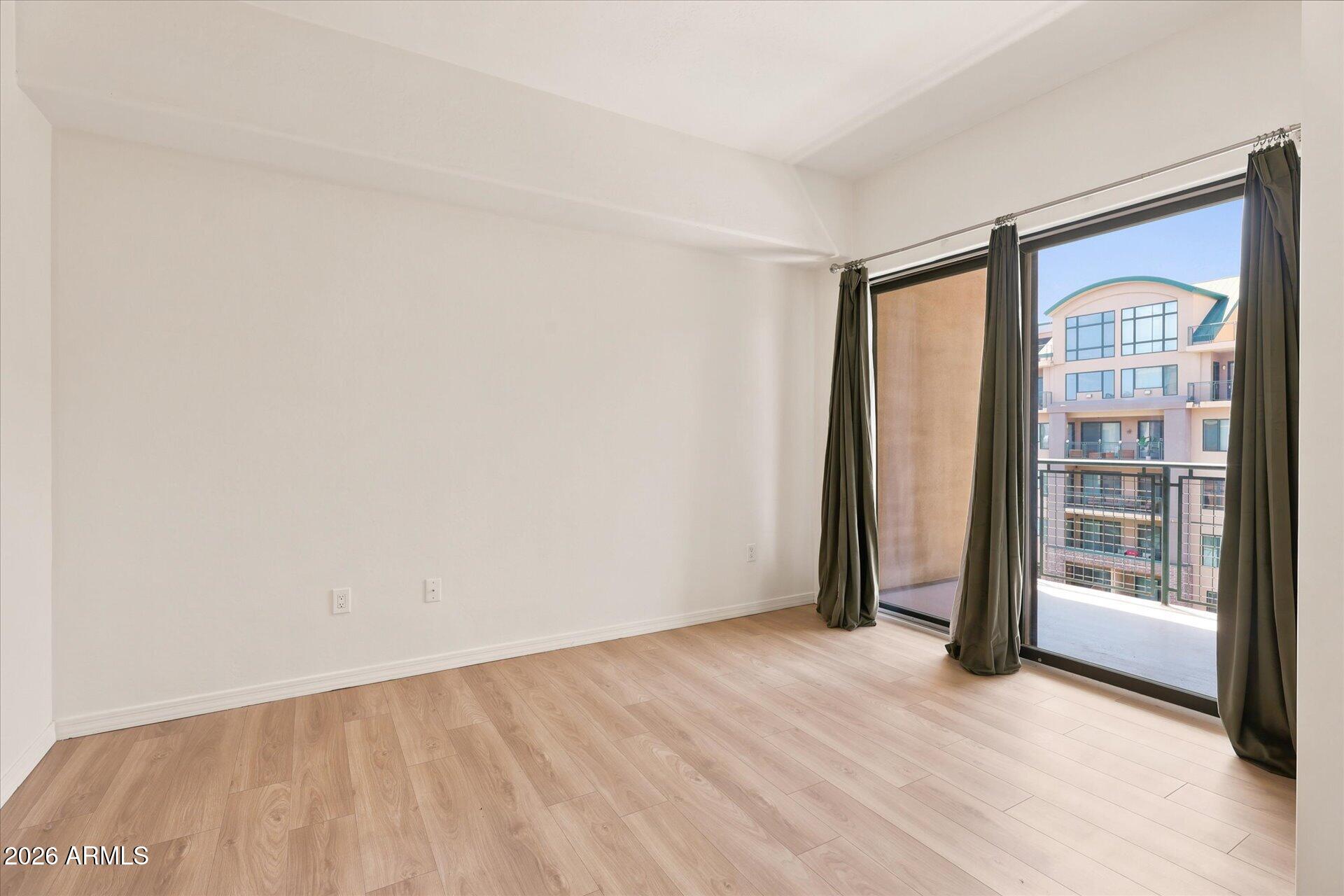 17 W VERNON Avenue 507