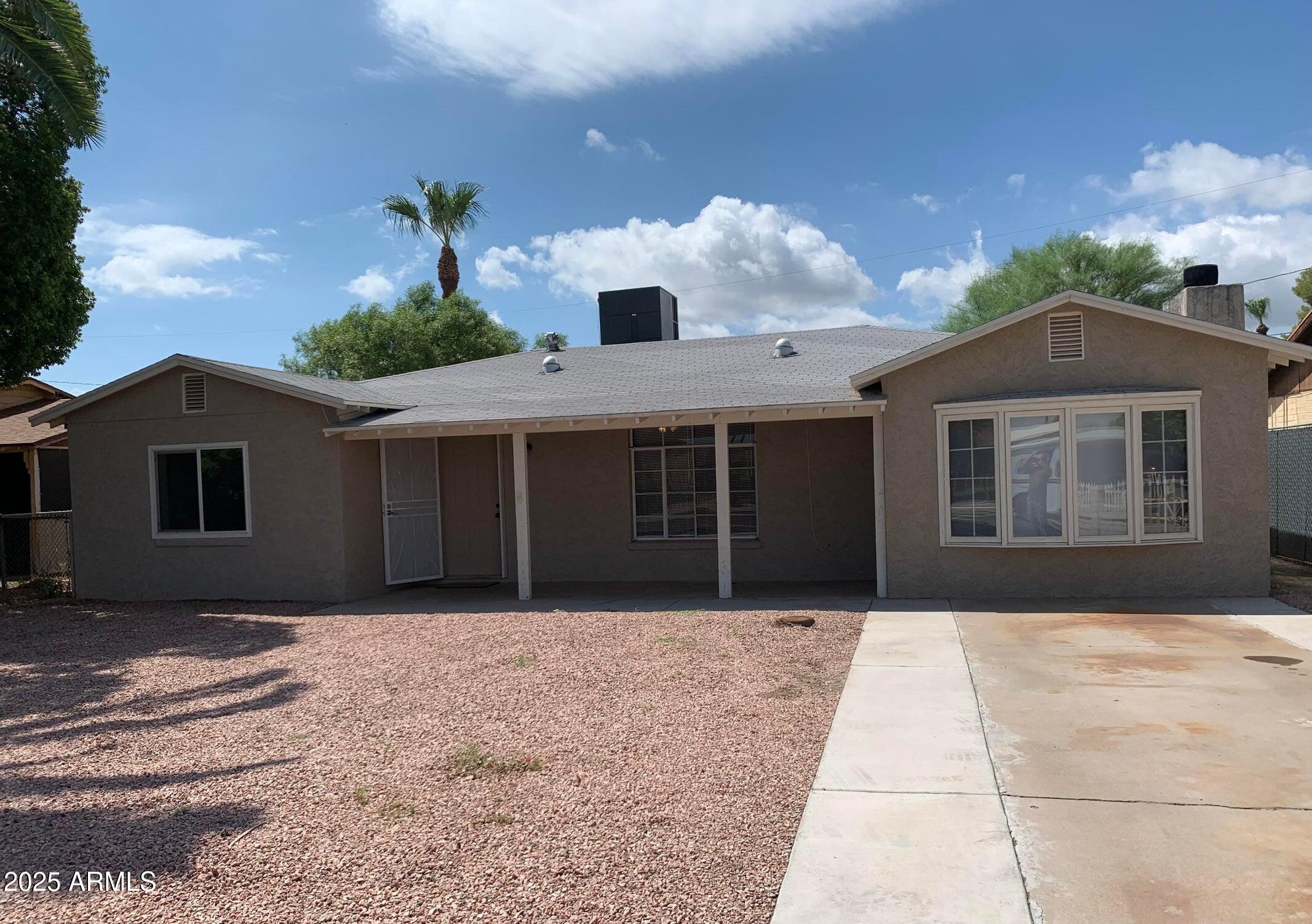 111 W CHAMBERS Street