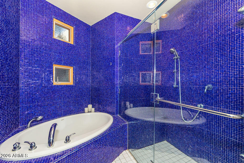 CASA CONTENTA - Residential