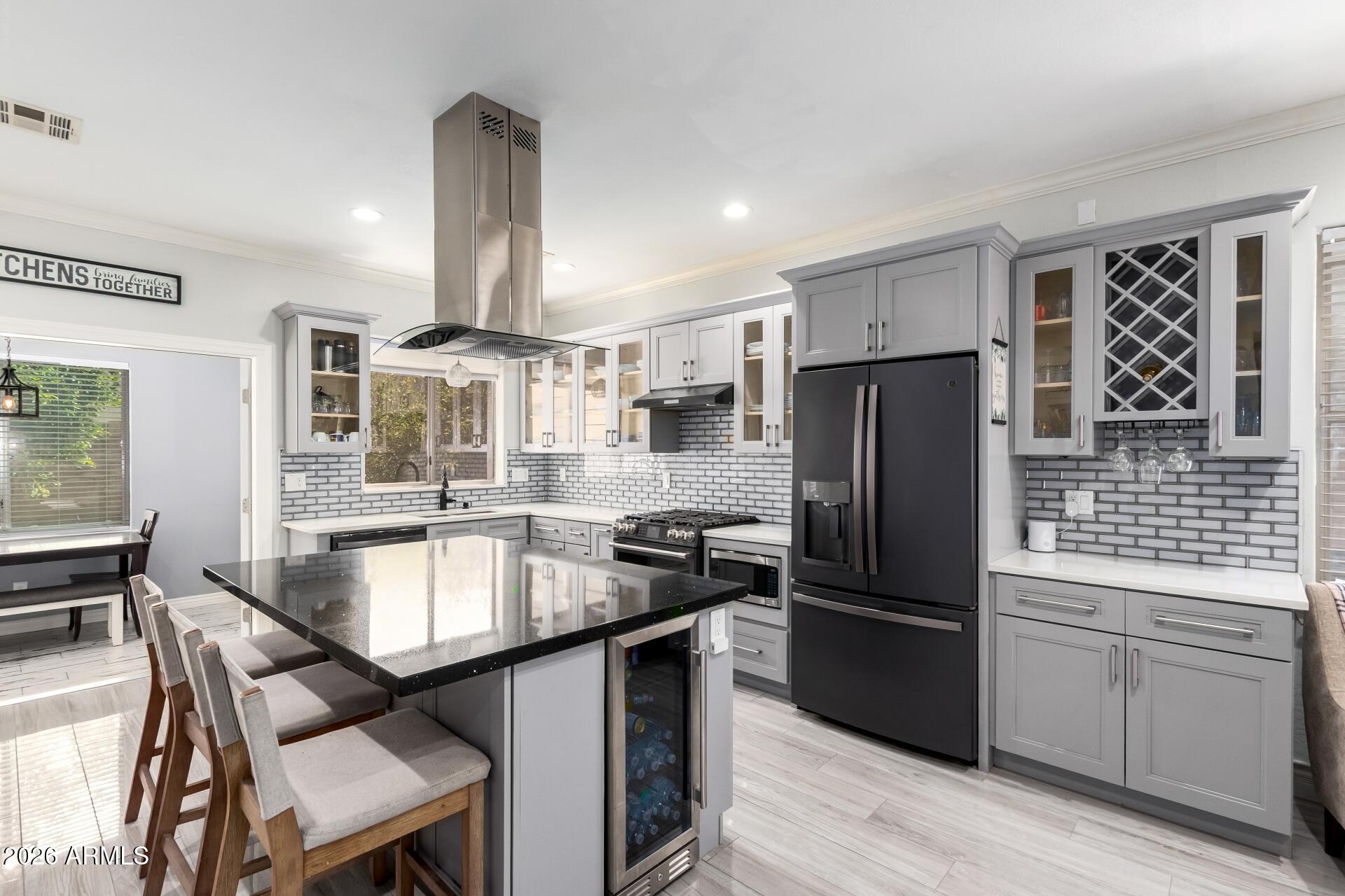 4477 E HARRISON Street