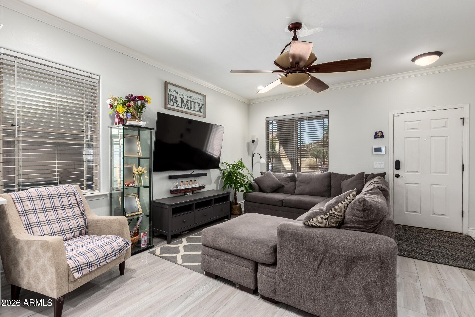 4477 E HARRISON Street