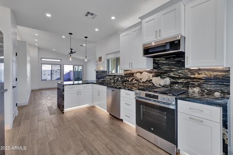 16825 N 18TH Place Phoenix AZ 85022