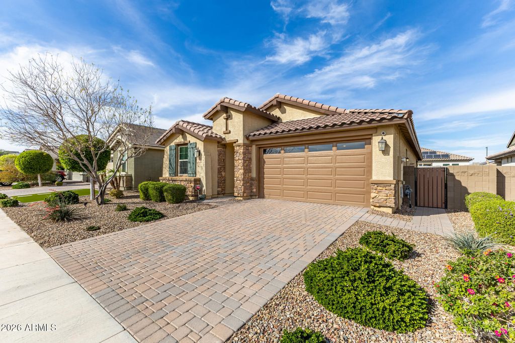 Photo of 15234 W Mckinley Street, Goodyear, AZ 85338 (MLS # 6983456)