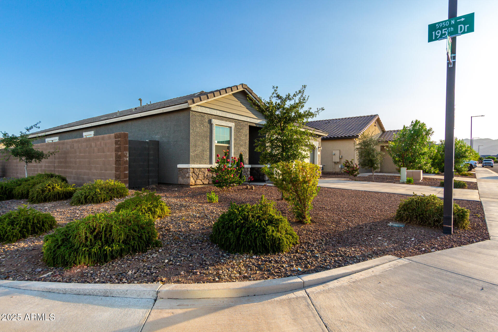 19531 W PALO VERDE Drive