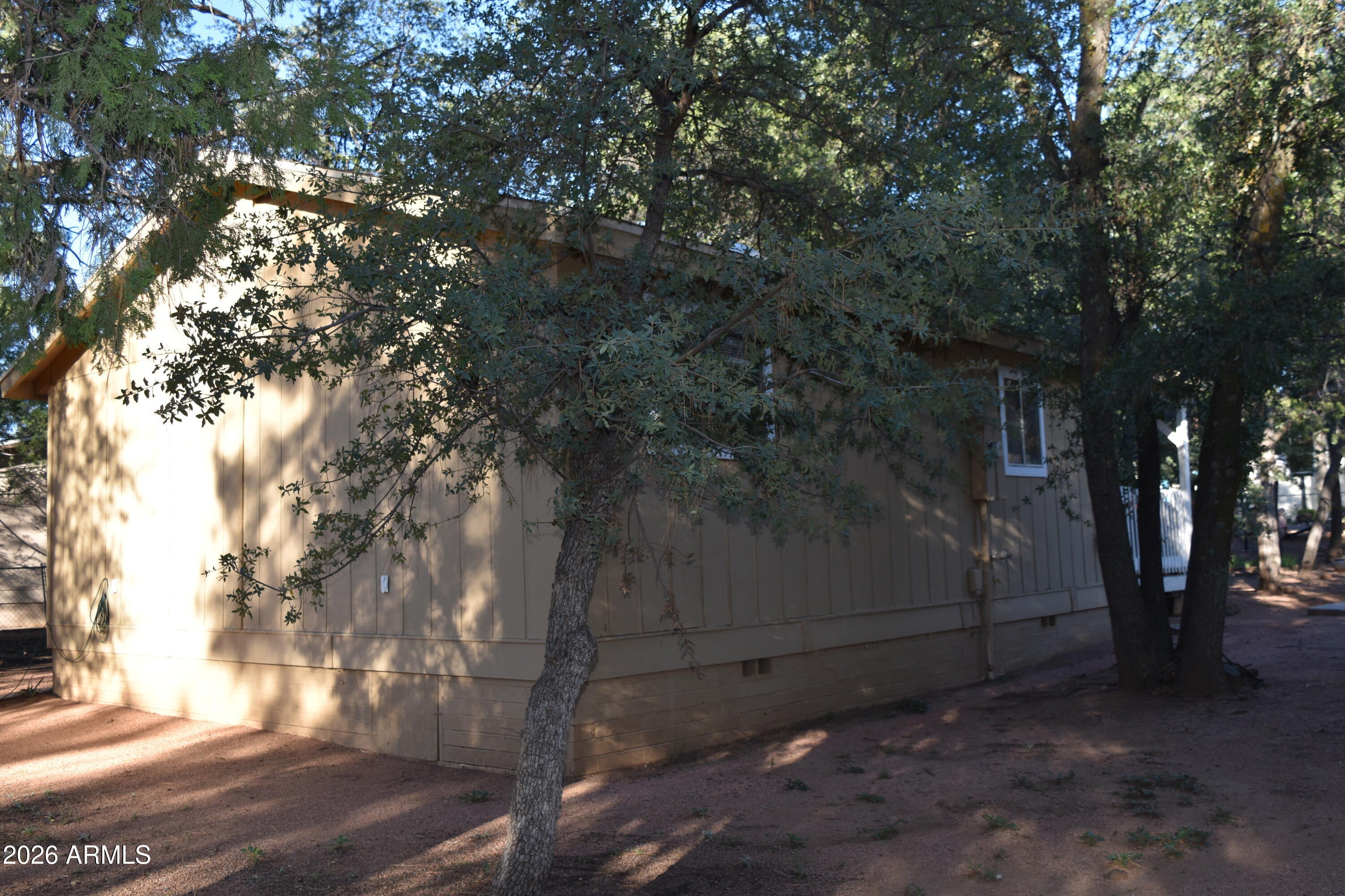 708 N MANZANITA Drive