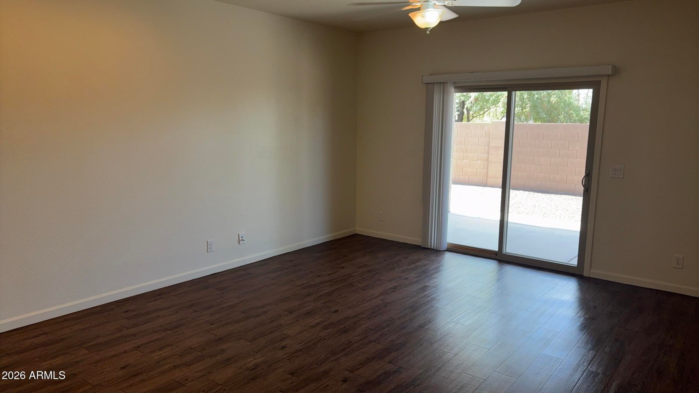 3117 S SIGNAL BUTTE Road 592