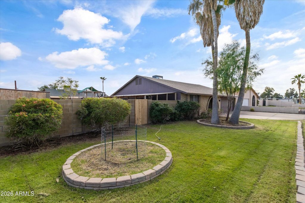 Photo of 2165 E Hampton Avenue, Mesa, AZ 85204 (MLS # 6970251)