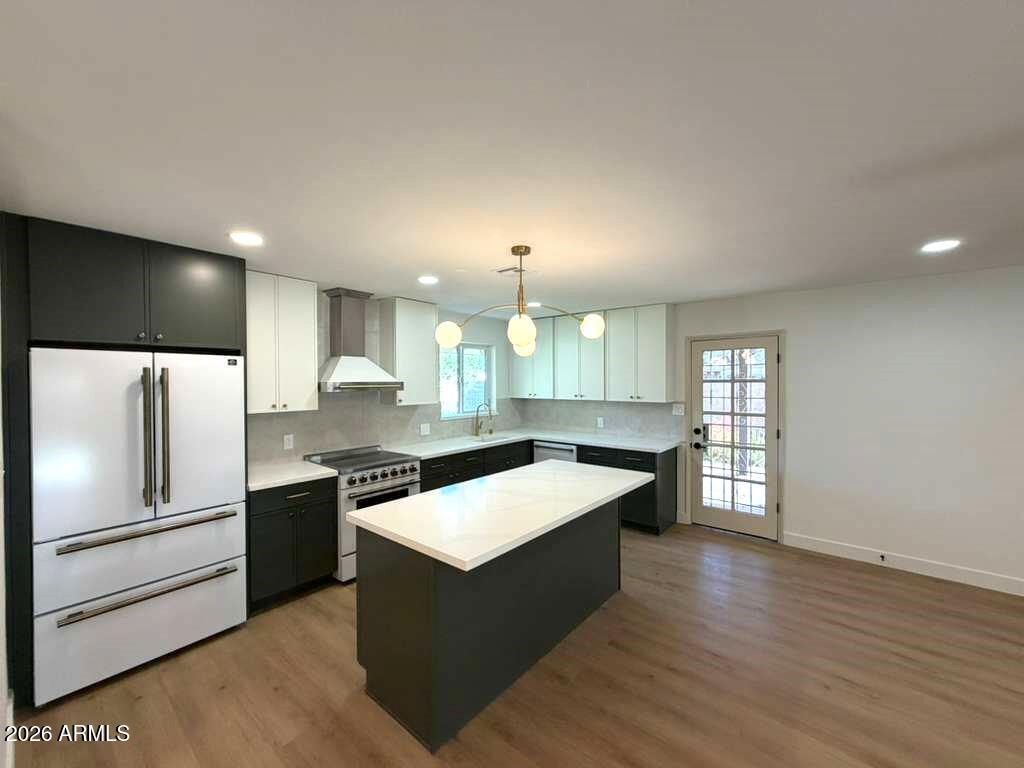 Home Search 6134 N 9TH Street