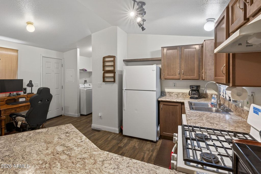 Photo of 342 S 40th Street #3, Mesa, AZ 85206 (MLS # 7000153)