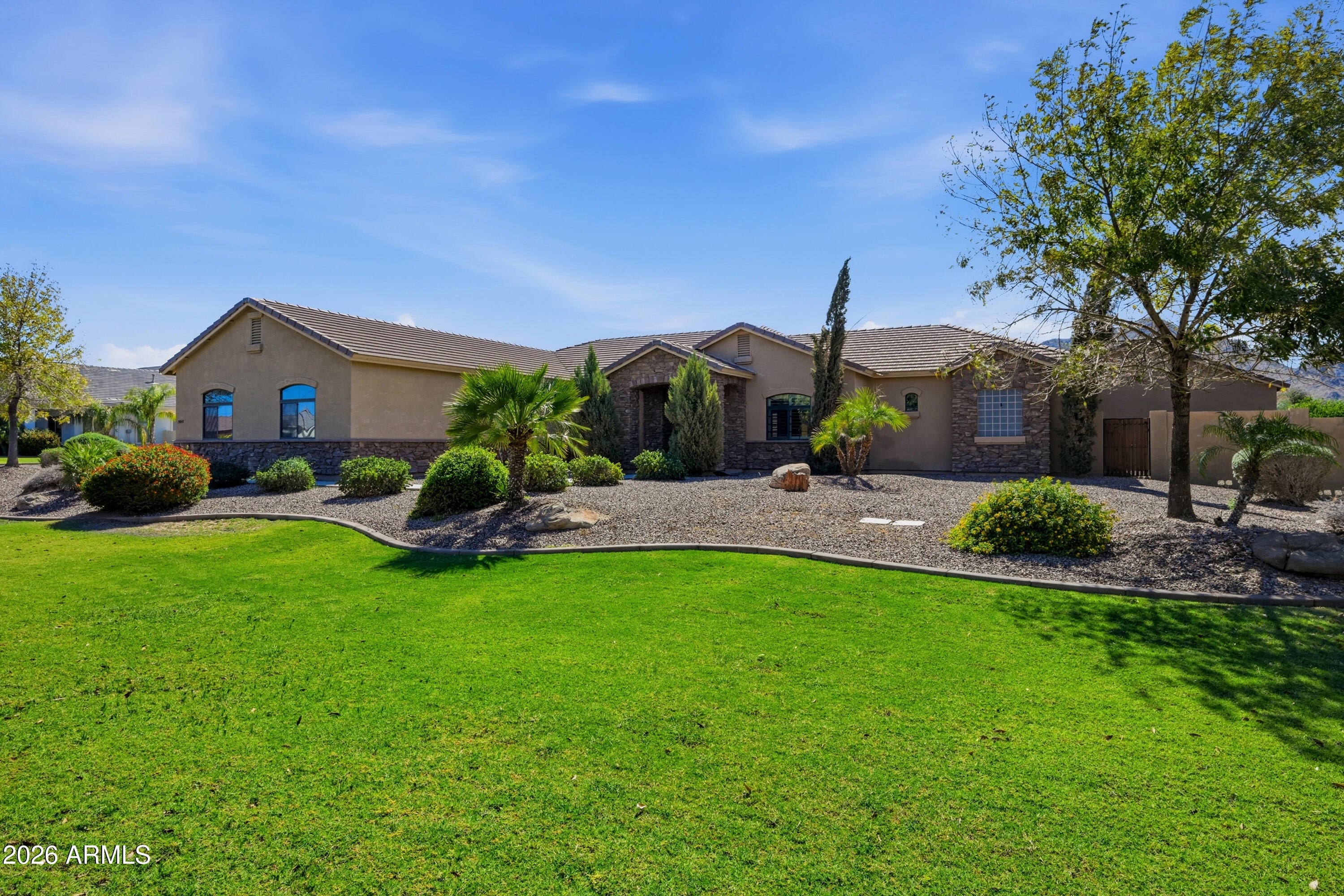 5643 W ROCK Court