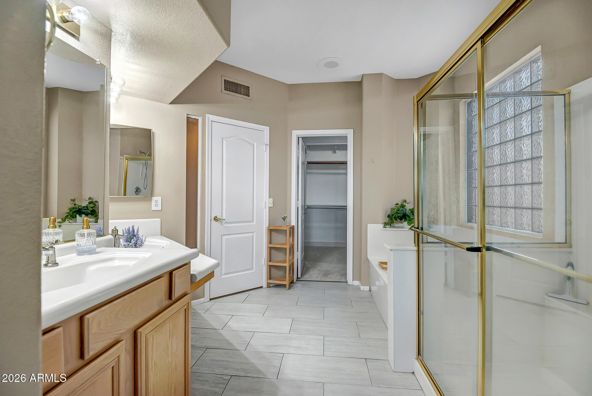 TUSCANY POINT - Residential