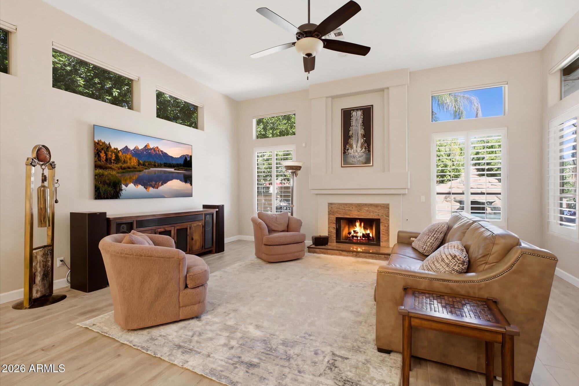 6004 E CAMPO BELLO Drive