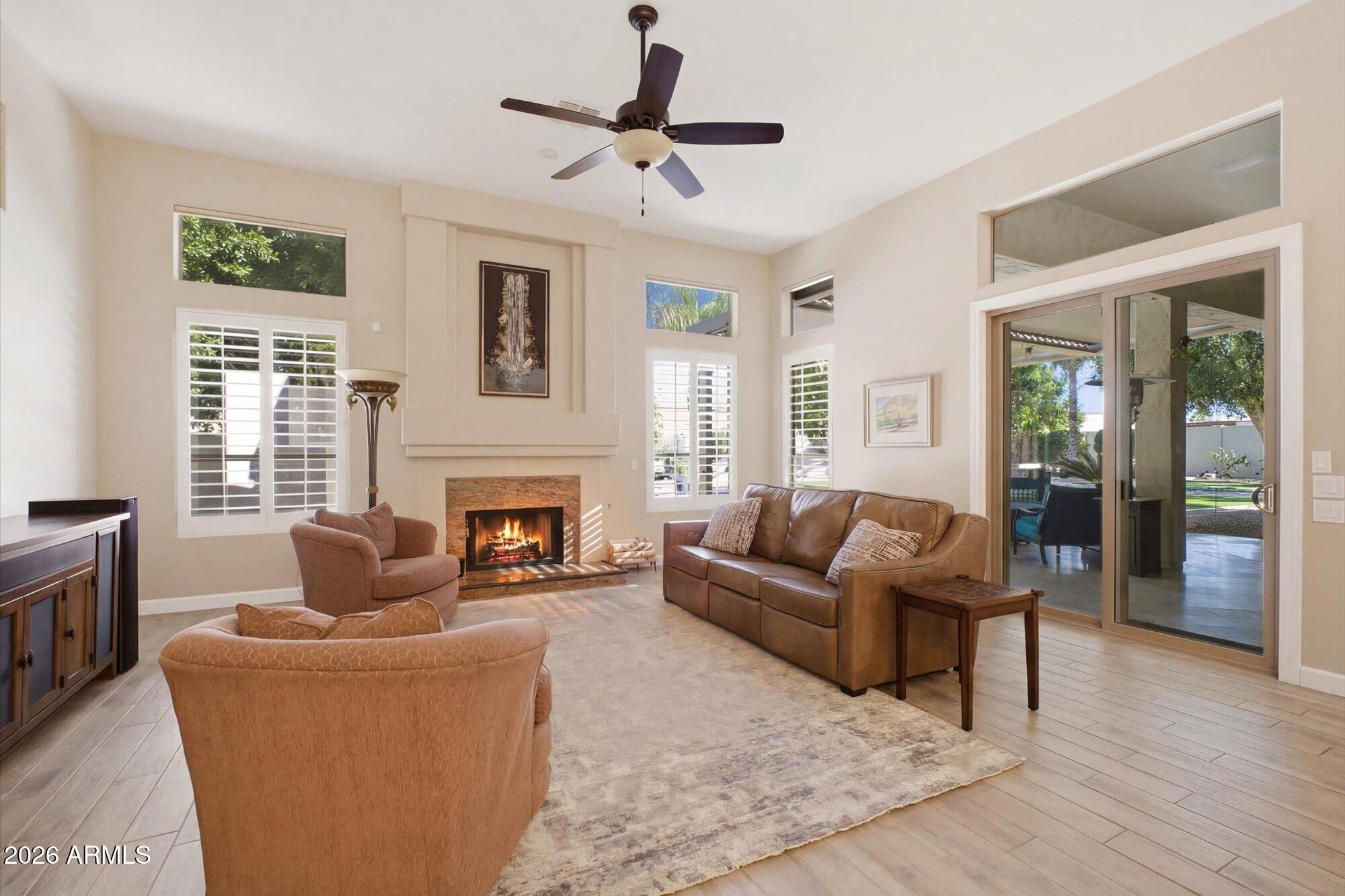 6004 E CAMPO BELLO Drive