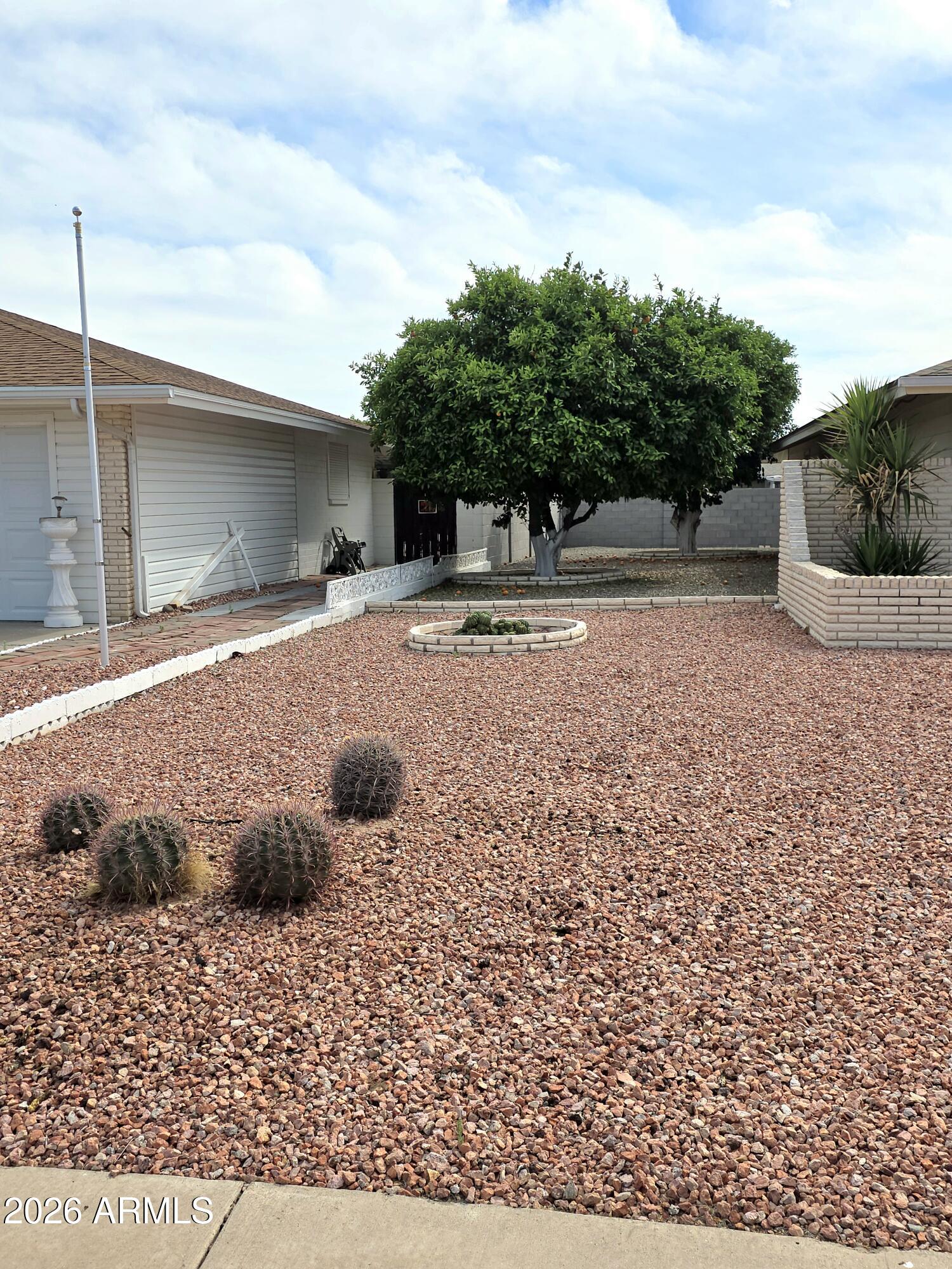 10325 W FLORIADE Drive