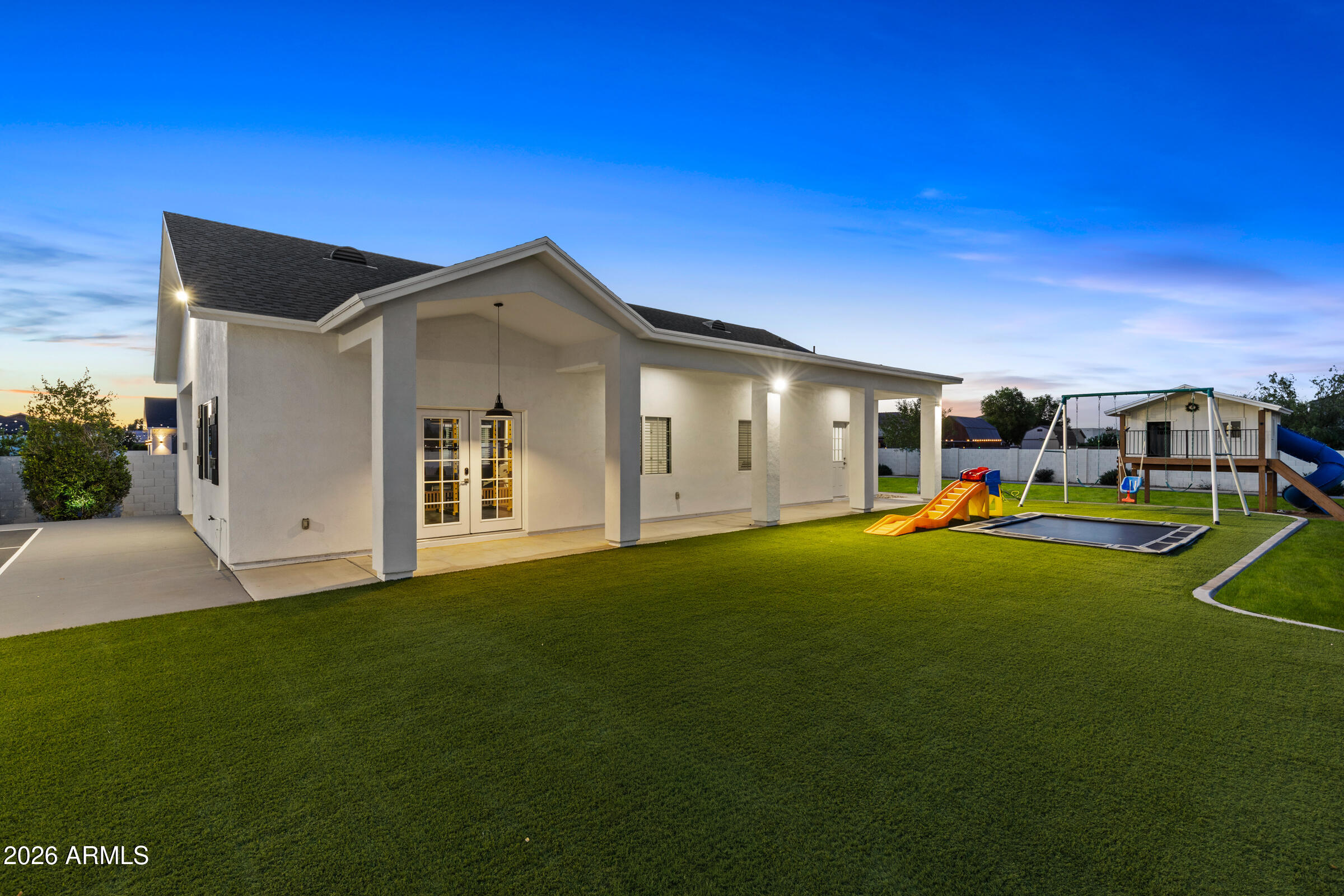 21230 E CEDAR WAXWING Drive