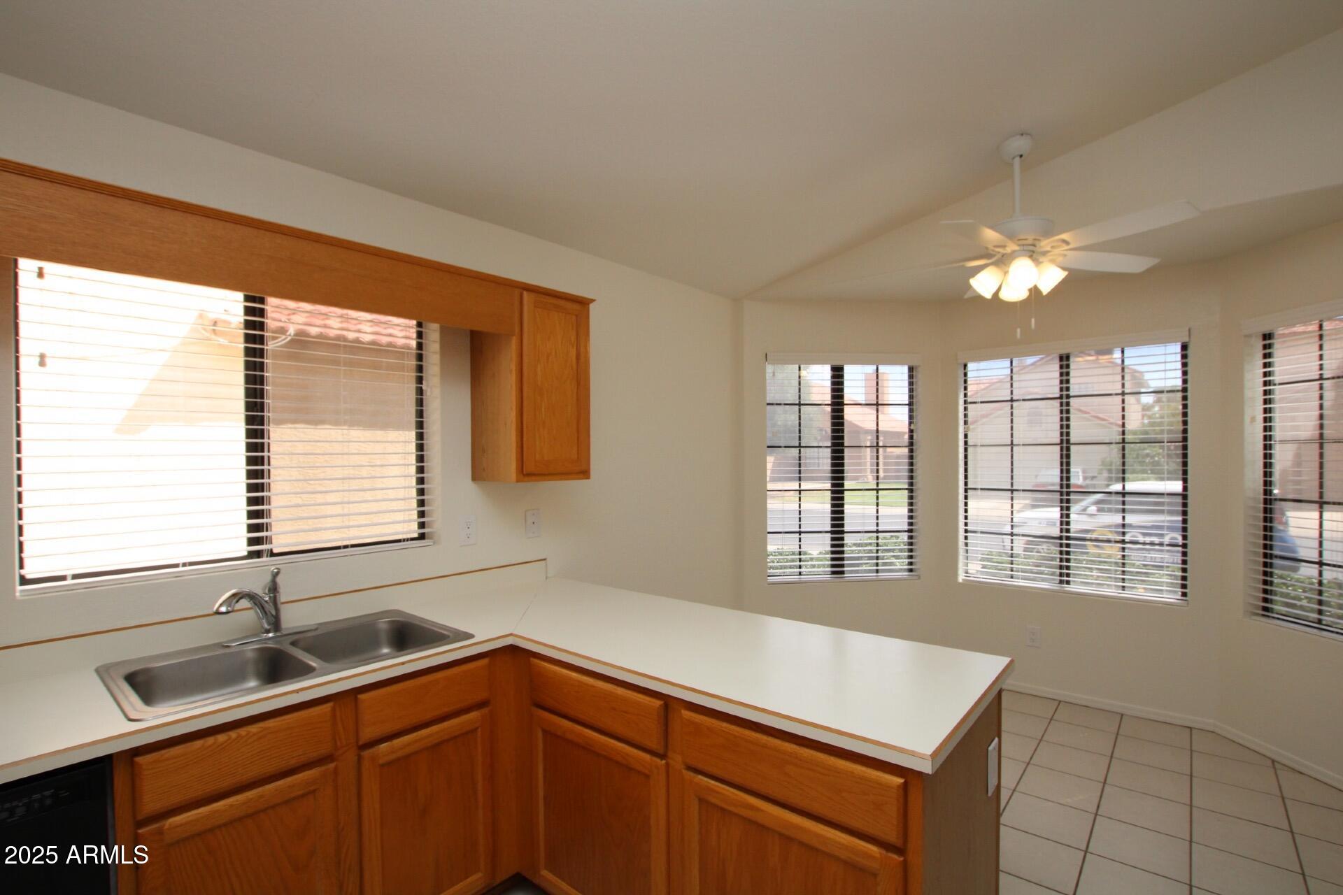 4520 E WILDWOOD Drive