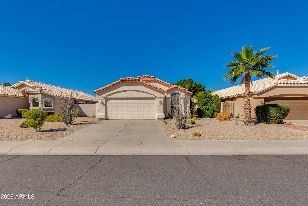 Photo of 9750 W Tonopah Drive, Peoria, AZ 85382 (MLS # 6989881)