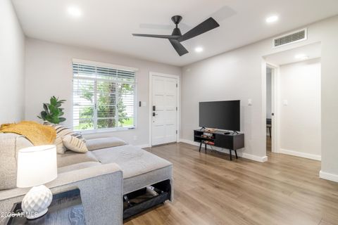 1449 E HIGHLAND Avenue 25 Phoenix AZ 85014