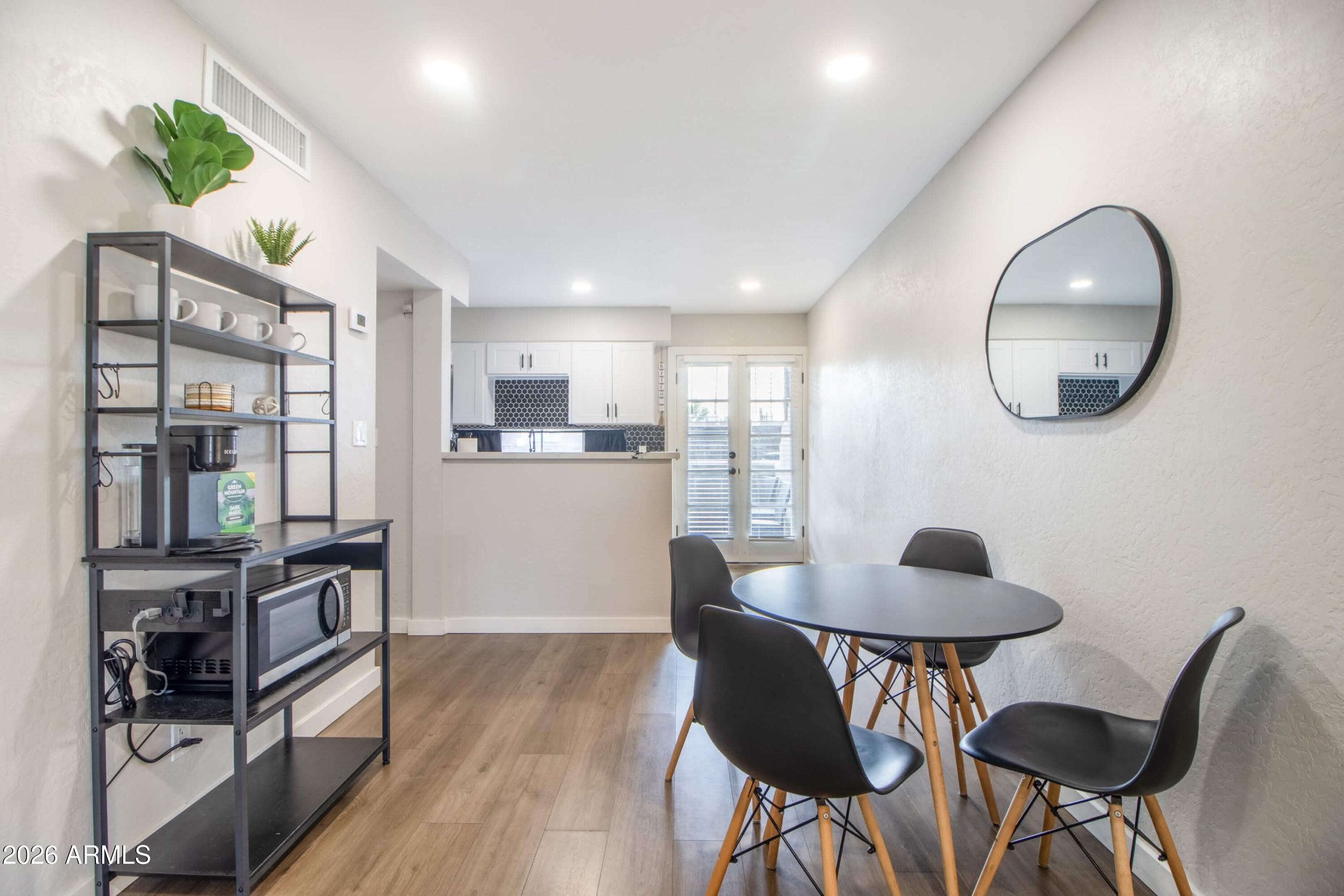 1449 E HIGHLAND Avenue 25