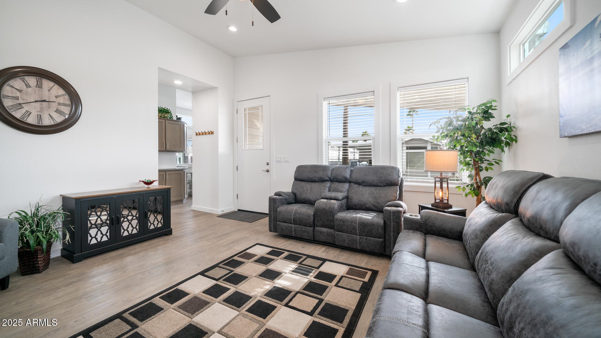 724 EMERALD Drive