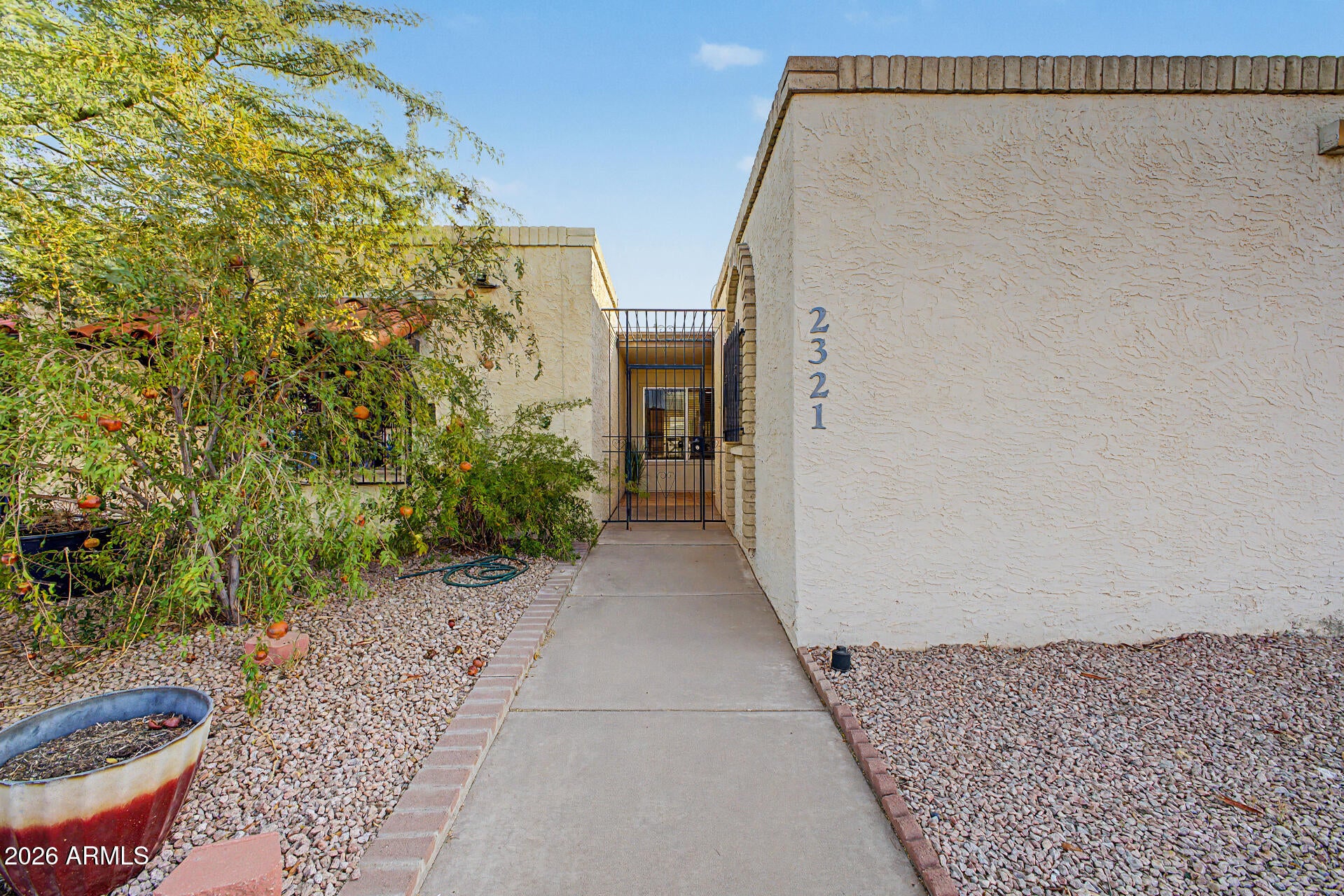 2321 W VINEYARD Road
