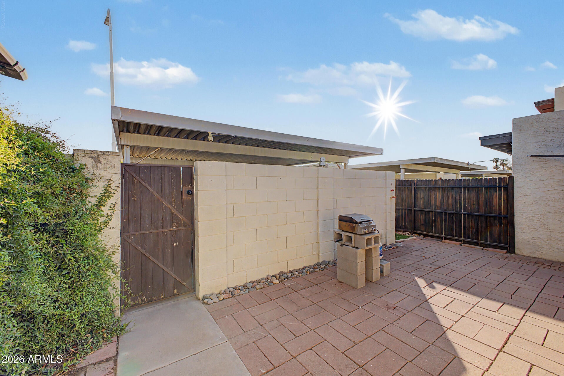 2321 W VINEYARD Road