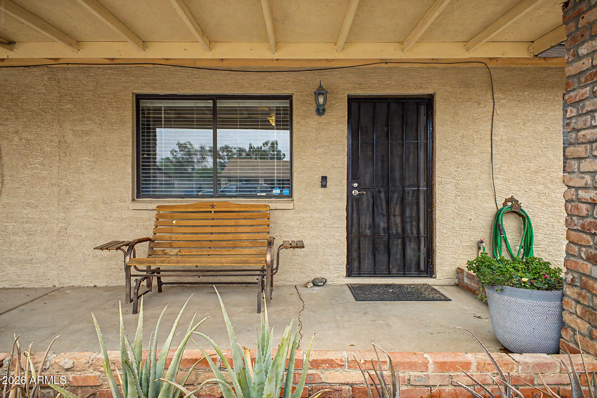 2560 W GREGORY Street