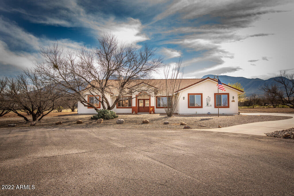MOUNTAIN SHADOWS PHASE F - Residential
