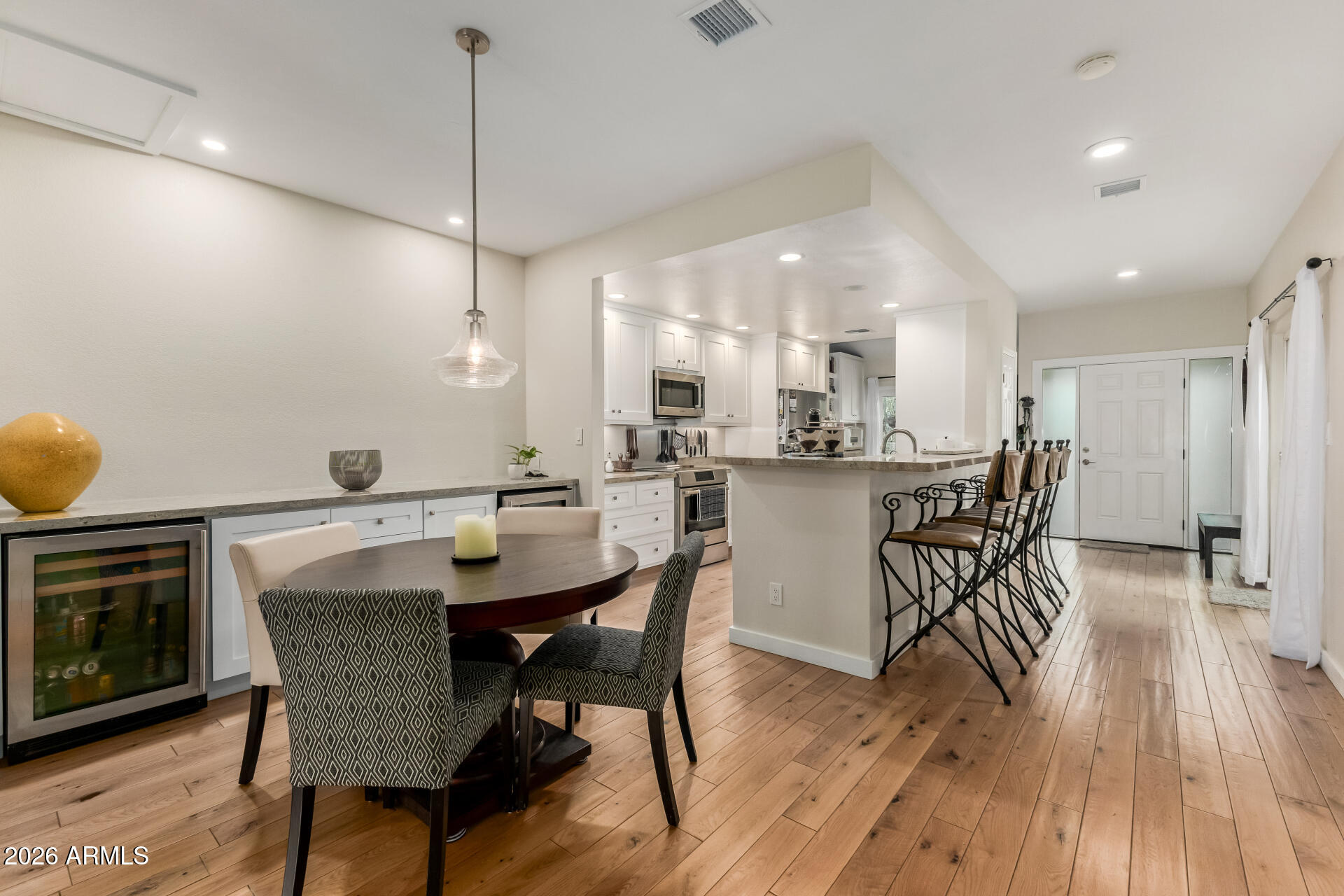 7805 E MEDLOCK Drive