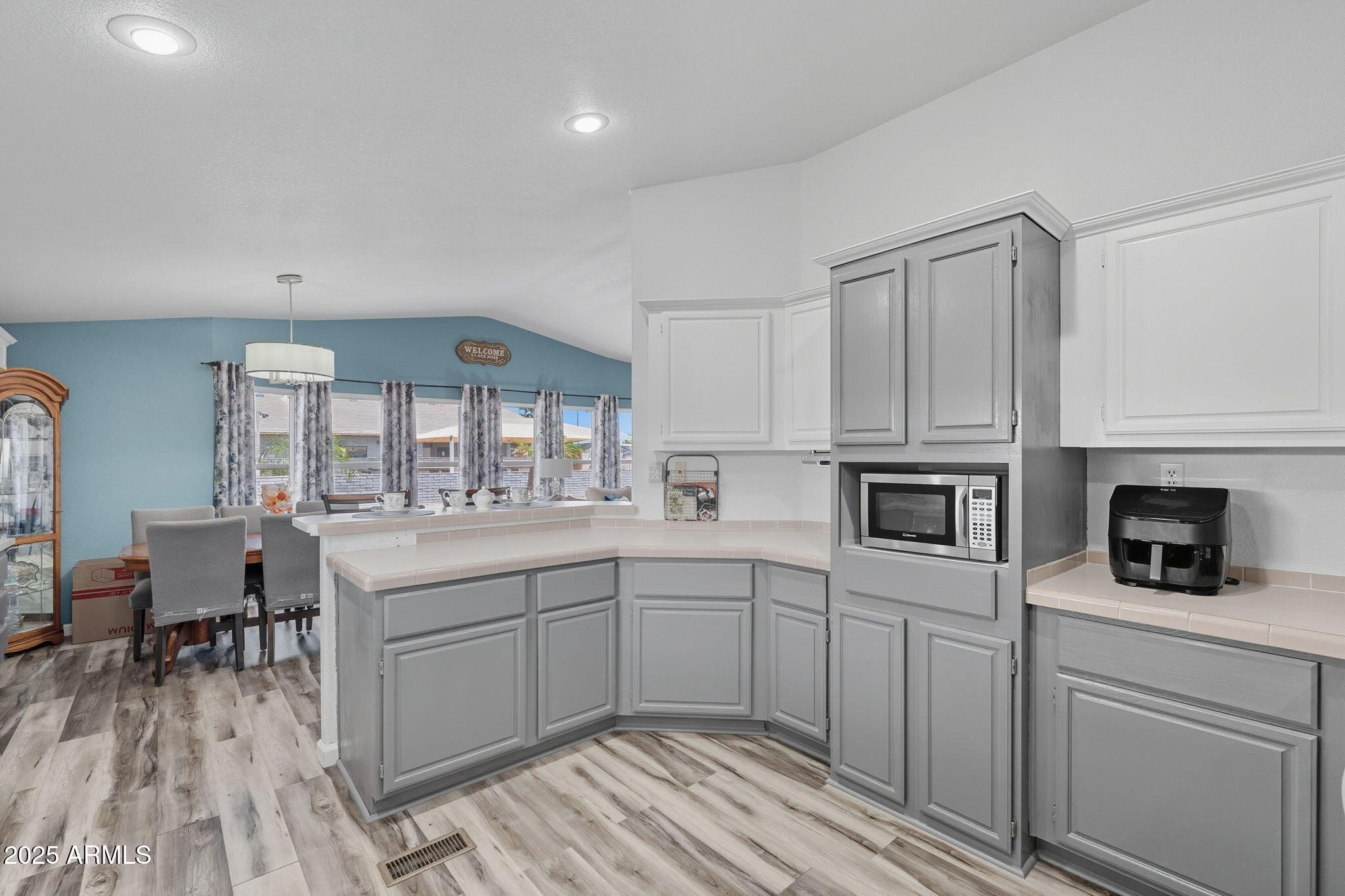 3700 S TOMAHAWK Road 39