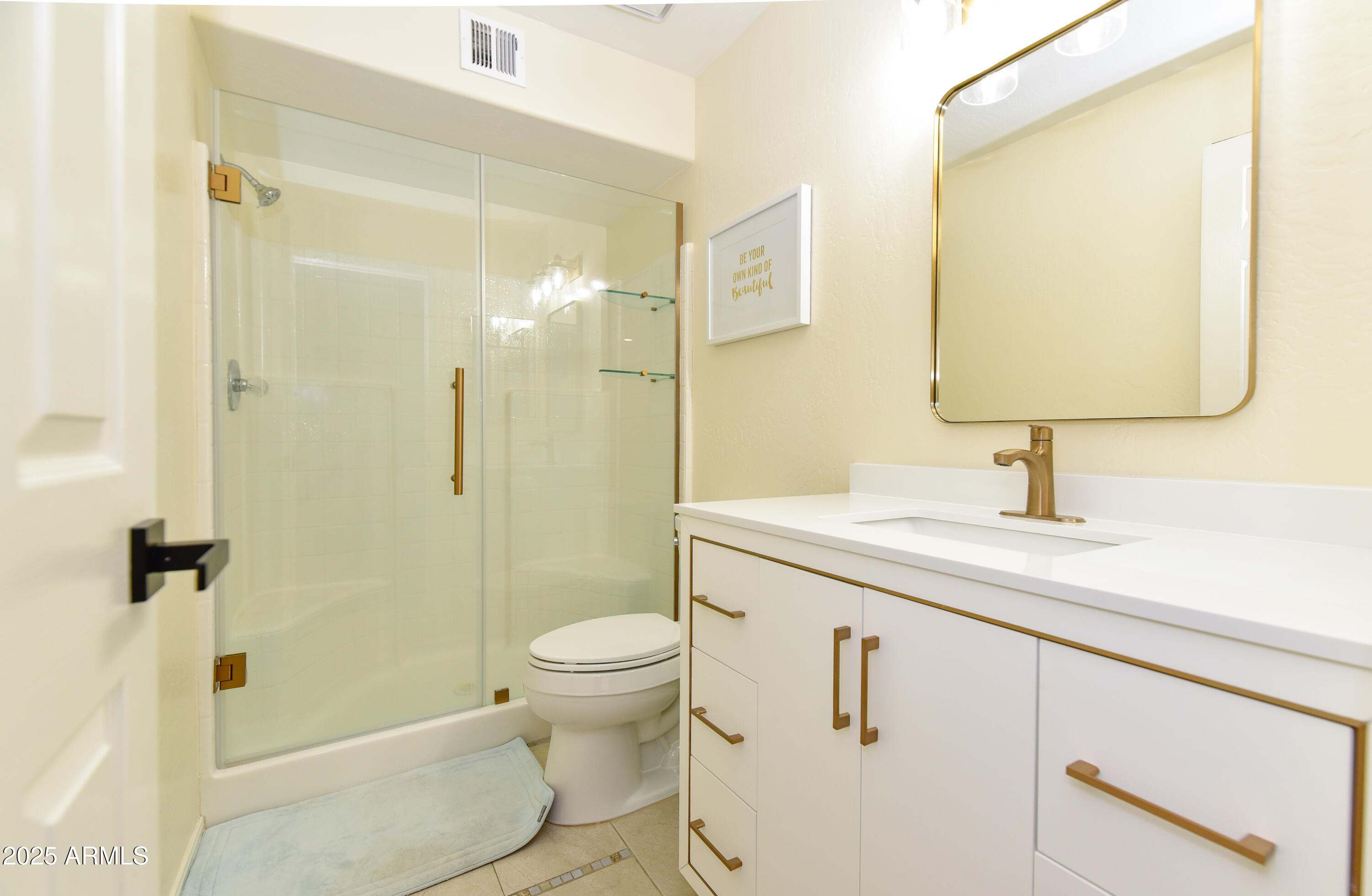 14910 N KINGS Way 105