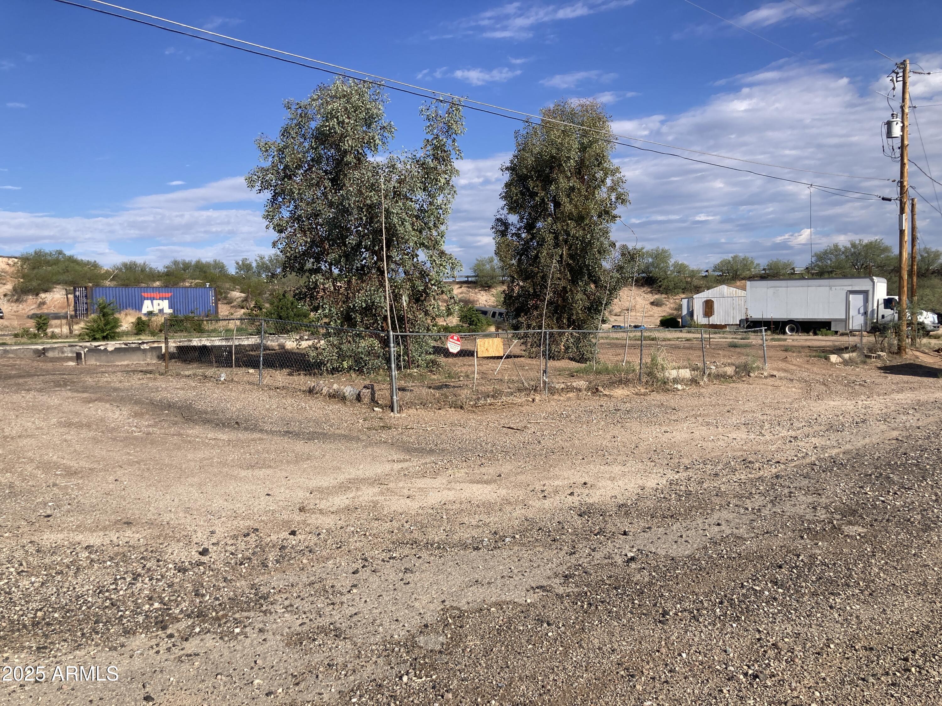 451 N EASY Street 20