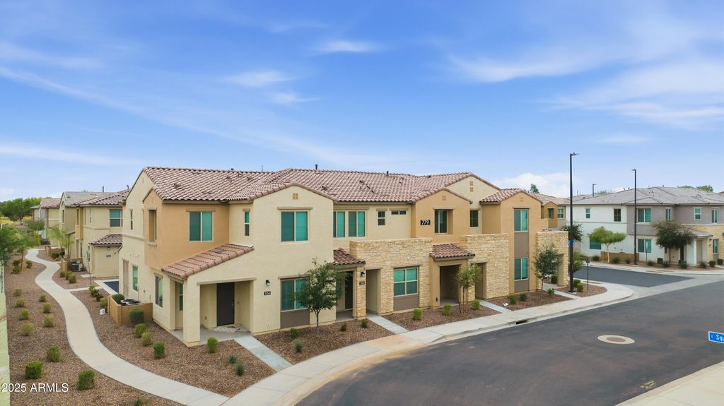 Photo of 779 E Doral Avenue #102, Gilbert, AZ 85297 (MLS # 6962010)