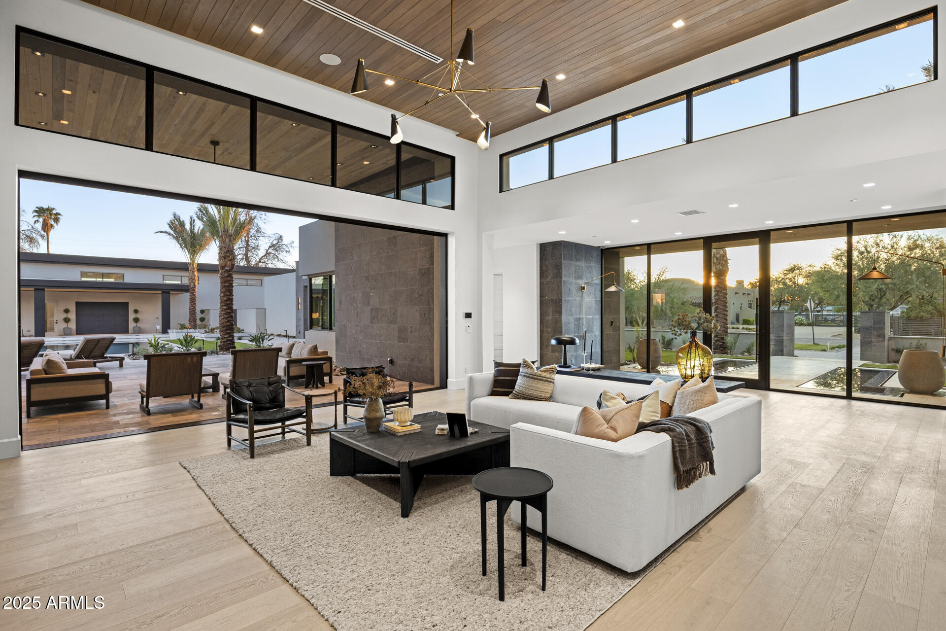 7001 E PARADISE Drive