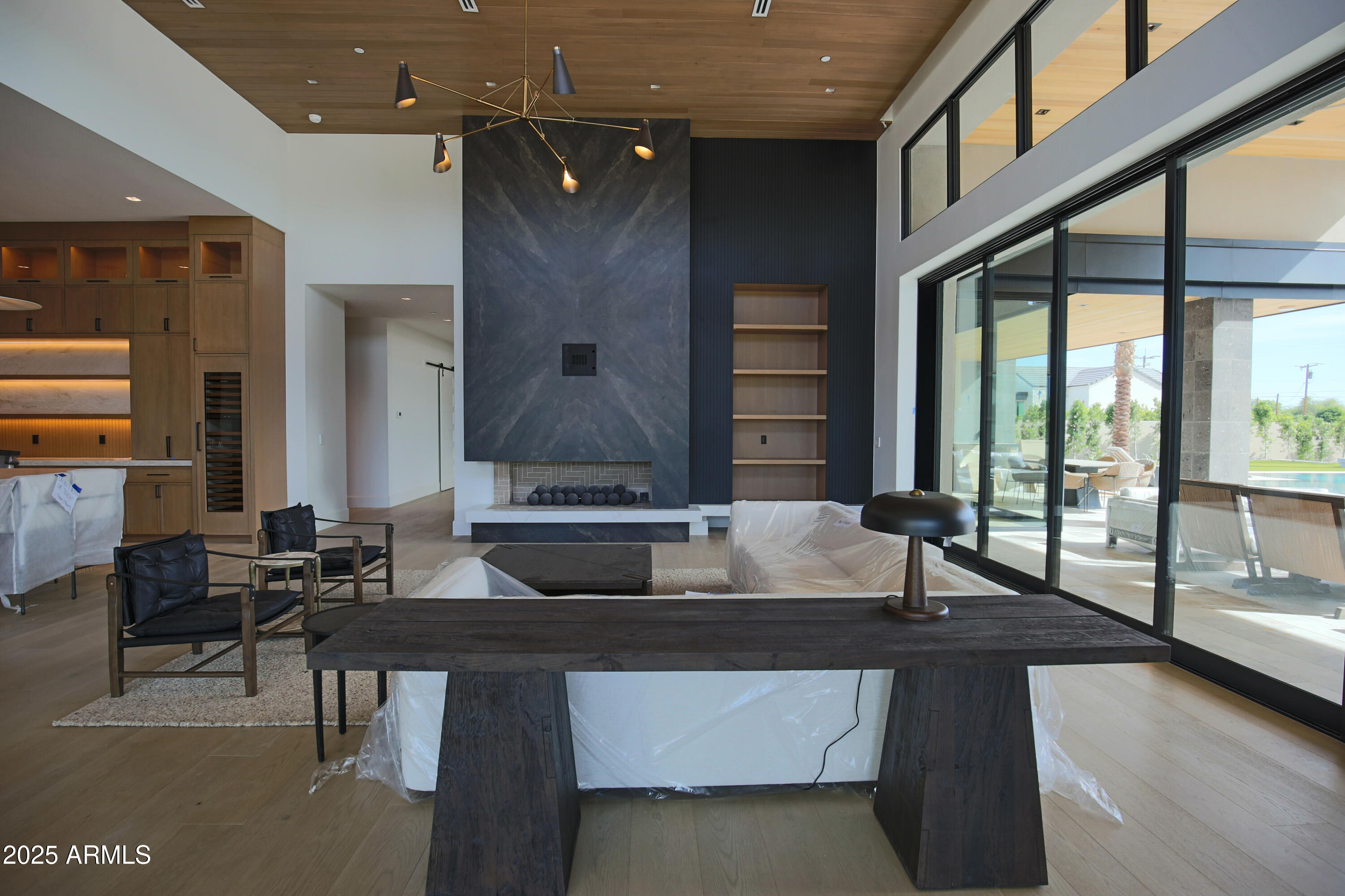 7001 E PARADISE Drive